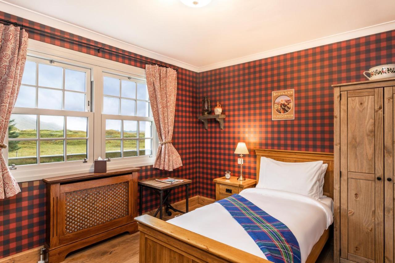The Cluanie Inn Glenmoriston Kültér fotó